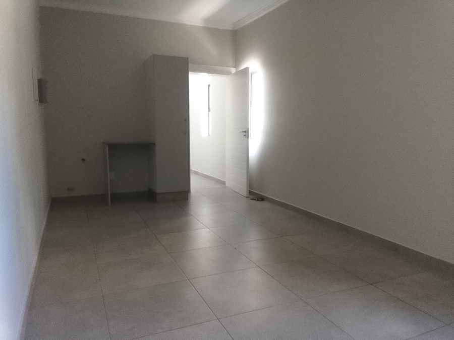 To Let 3 Bedroom Property for Rent in Blue Mountain Village Western Cape